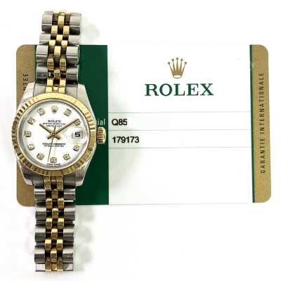 Datejust 26mm White Diamond Dial Fluted Bezel Jubilee Bracelet Stainless Steel and Yellow Gold