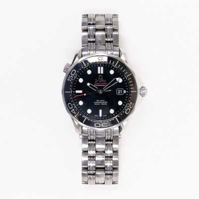 Omega 41mm Seamaster Diver steel black wave dial Co-Axial Master Chronometer 8800 preowned