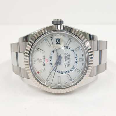 Rolex Sky-Dweller steel white gold 42mm white dial GMT Calibre 9001 preowned