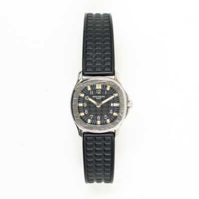 Patek Philippe Aquanaut 4960A-010 Steel Quartz Precision Excellent Condition