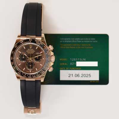  Daytona Rose Gold Black Ceramic Bezel with Rubber Strap